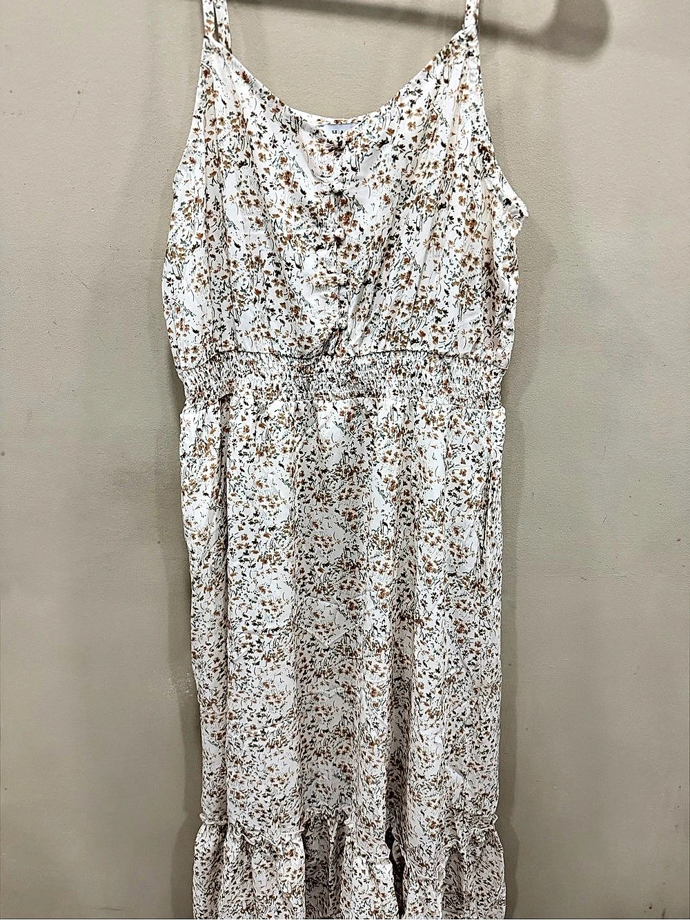Hayden Floral Boho Maxi Dress in White & Brown Size Medium